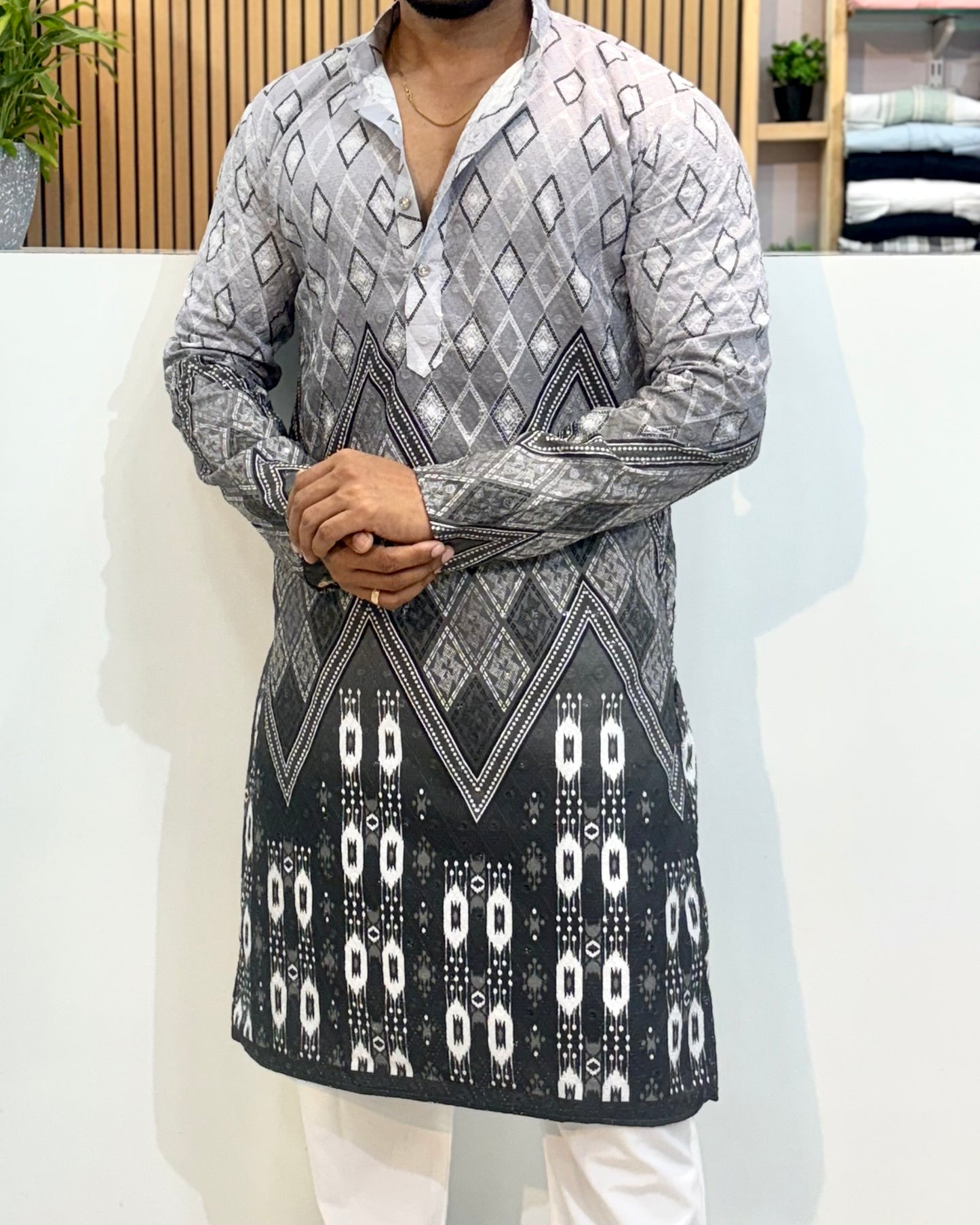 Geometric Motif Cotton Kurta With Crochet & Digital Print