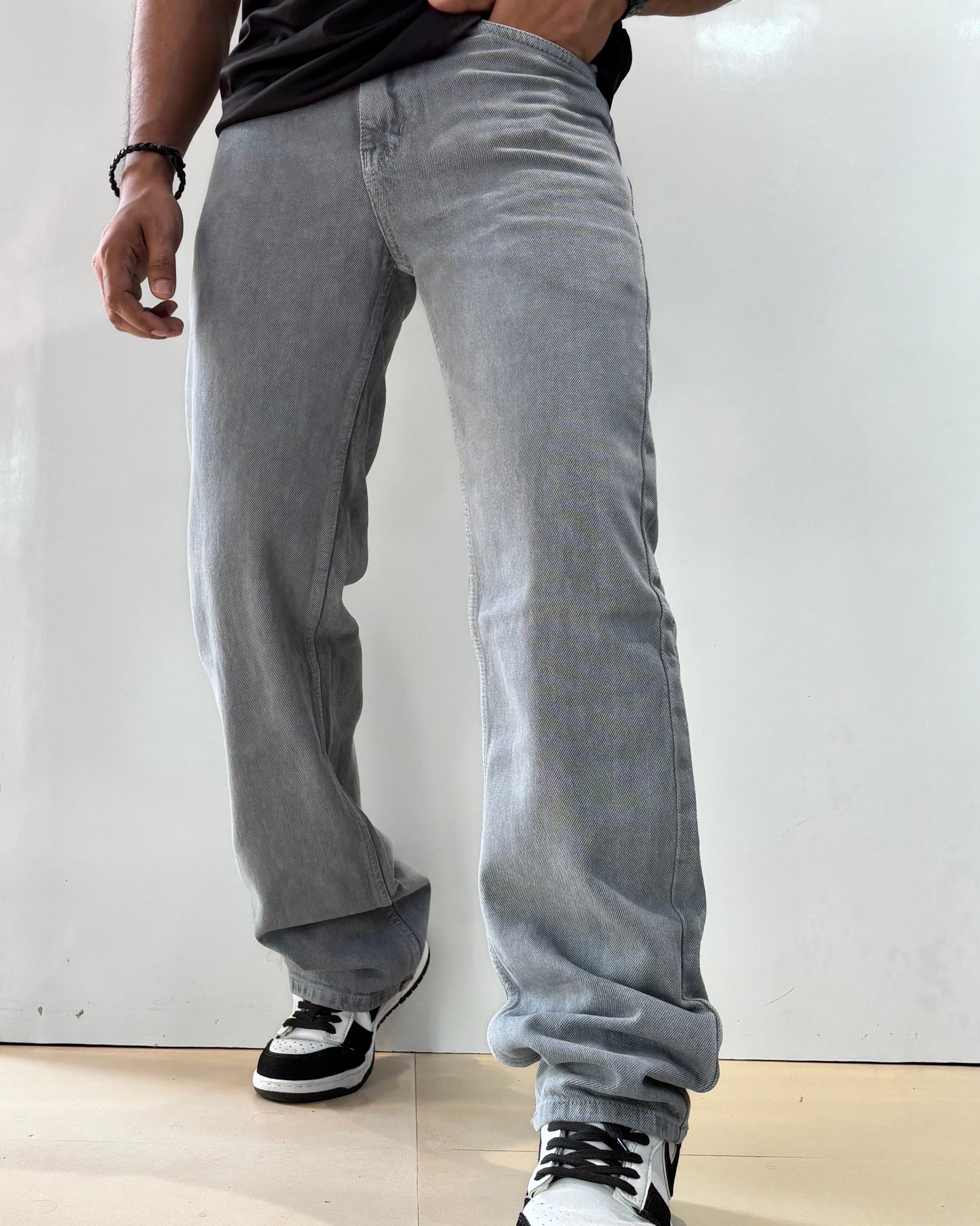 Men's Grey Loose Fit Jeans