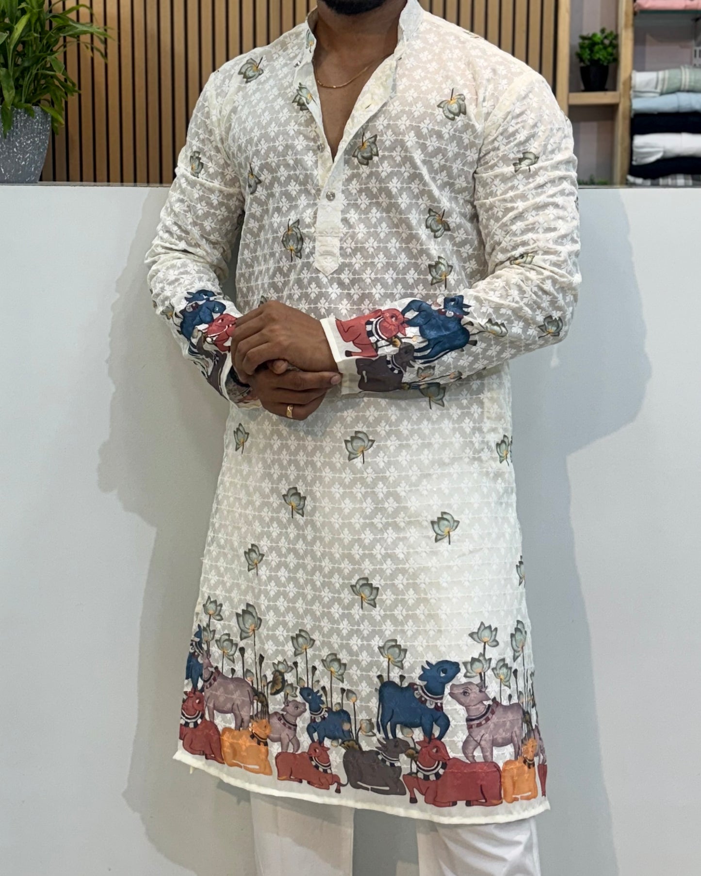 Pichwai Art Motif Cotton Kurta With Crochet & Digital Print