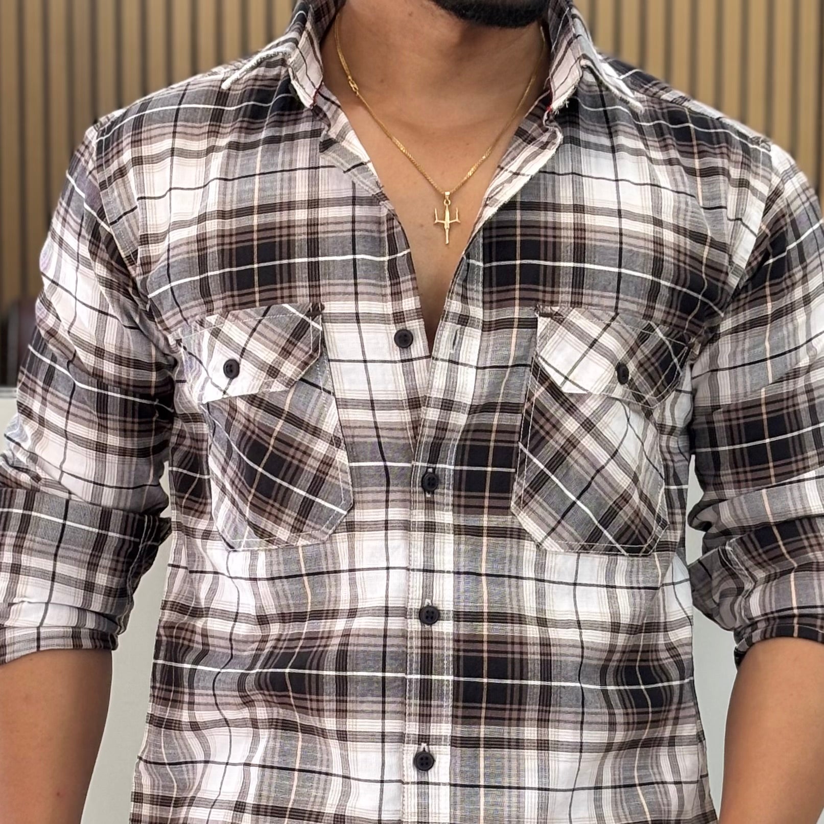 Mens Casual Checks Shirt