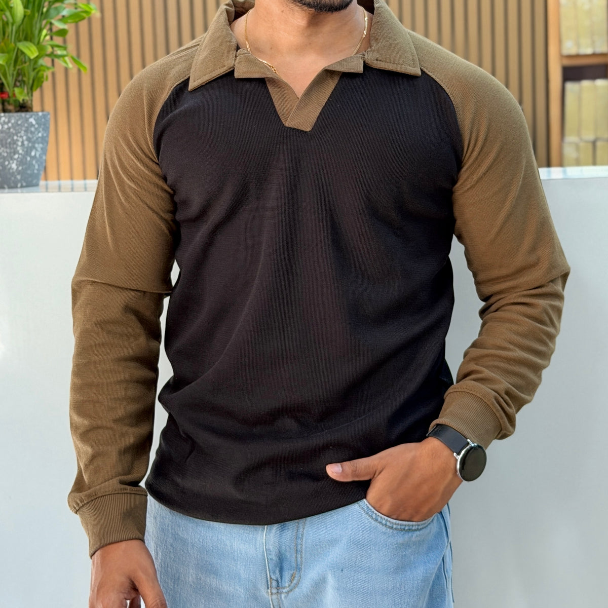 Contrast Collar Polo T-Shirt - Black