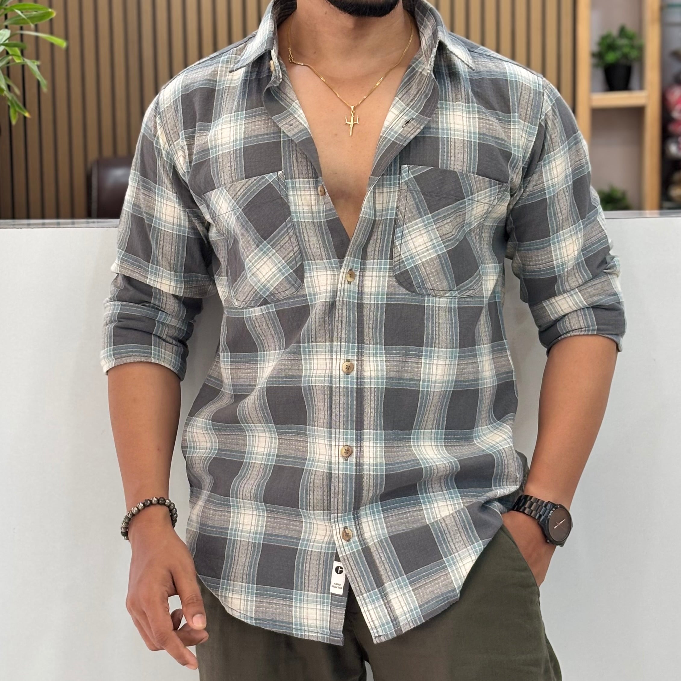 Mens Casual Checks Shirt