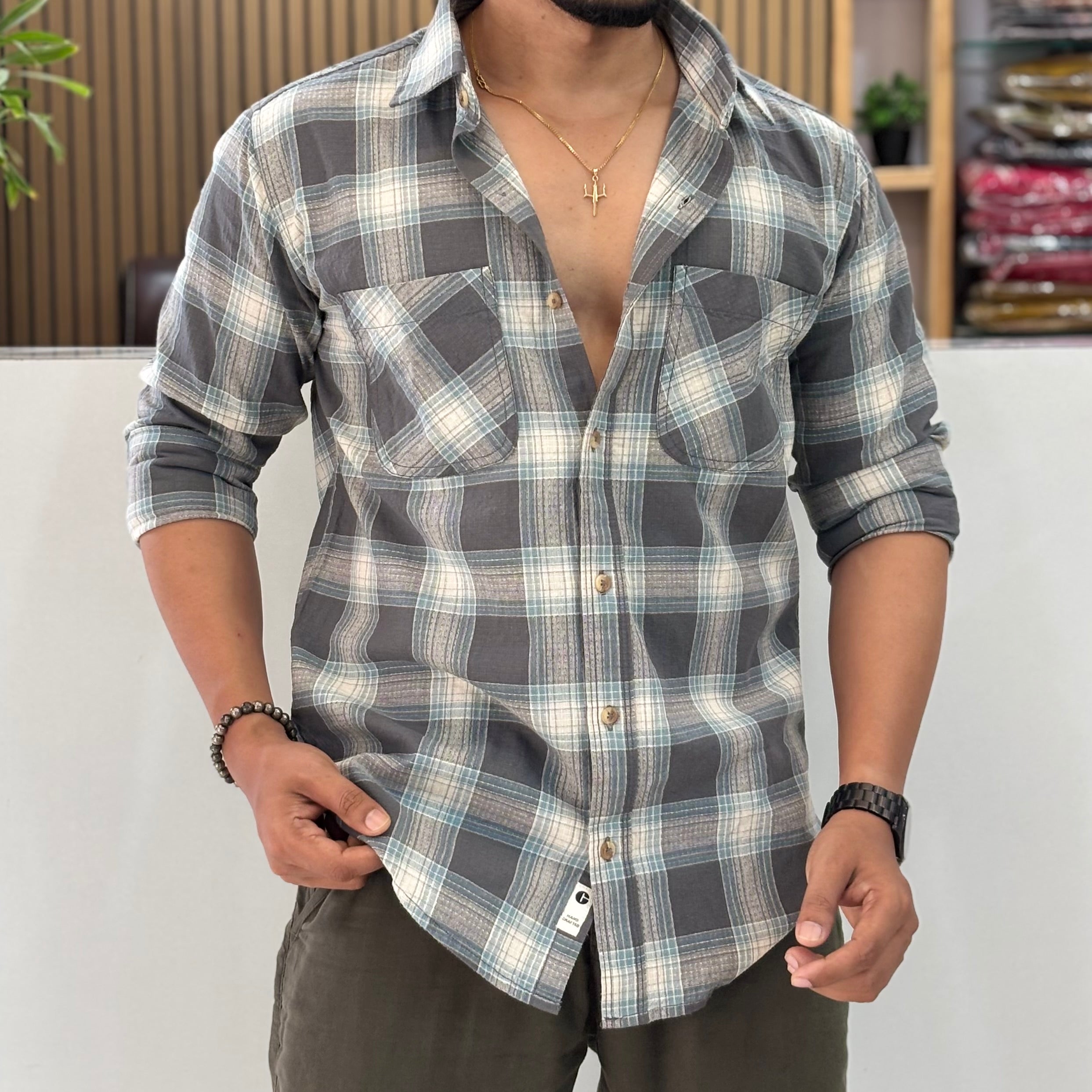 Mens Casual Checks Shirt